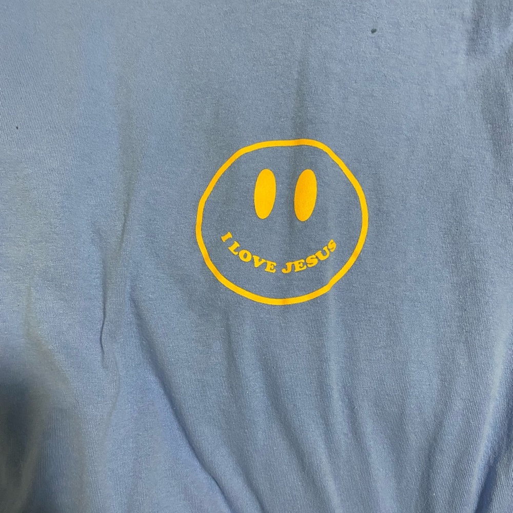 I love Jesus tee!